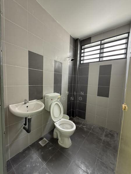 1.5-storey Terraced House for Rent in Taman Pengkalan Barat (Ipoh) - Kelvin Chong - Bathroom - PropertyGuru.com.my