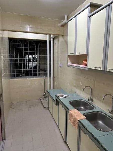 Pangsapuri untuk Dijual di Impiana Apartment - Bryan Lee - Kitchen - PropertyGuru.com.my
