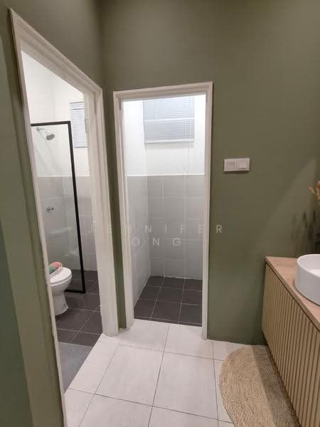 Service Residence for Sale at Sentrio Residences @ Senai - Jennifer Ong - Bathroom - PropertyGuru.com.my