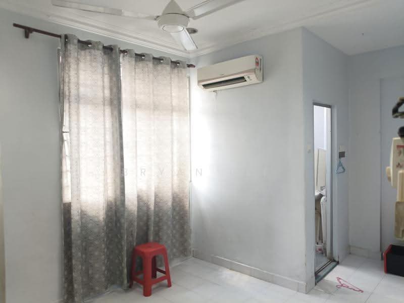Pangsapuri untuk Dijual di Vista Saujana - Bryan Lee - Living Room - PropertyGuru.com.my