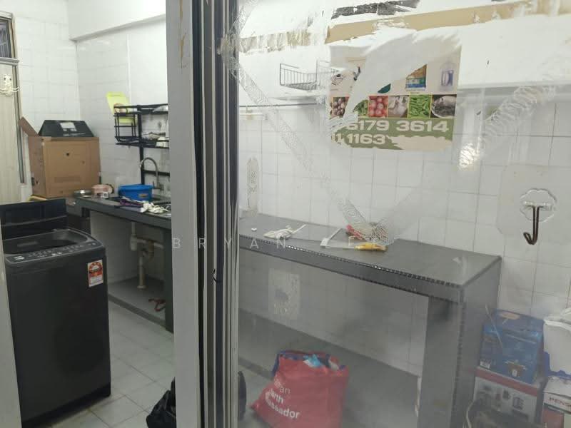 Pangsapuri untuk Dijual di Vista Saujana - Bryan Lee - Kitchen - PropertyGuru.com.my