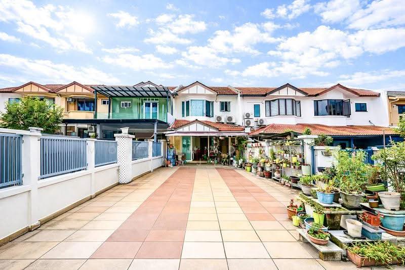2-storey Terraced House for Sale in Taman Mutiara Indah (Puchong) - Mohammad Din Majid - PropertyGuru.com.my