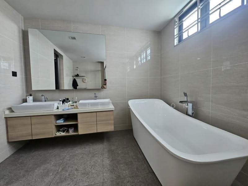 Semi-Detached House for Sale in Taman Bukit Prima (Cheras) - Rachel Ji Won - Bathroom - PropertyGuru.com.my