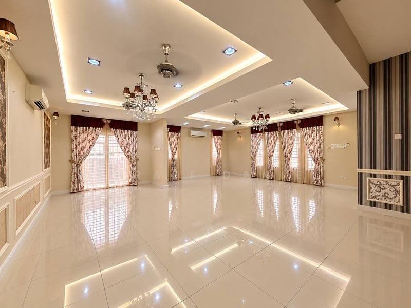 Rumah Berkembar untuk Dijual di Taman Jelok Impian (Kajang) - Ashraff Daniel - Living Room - PropertyGuru.com.my