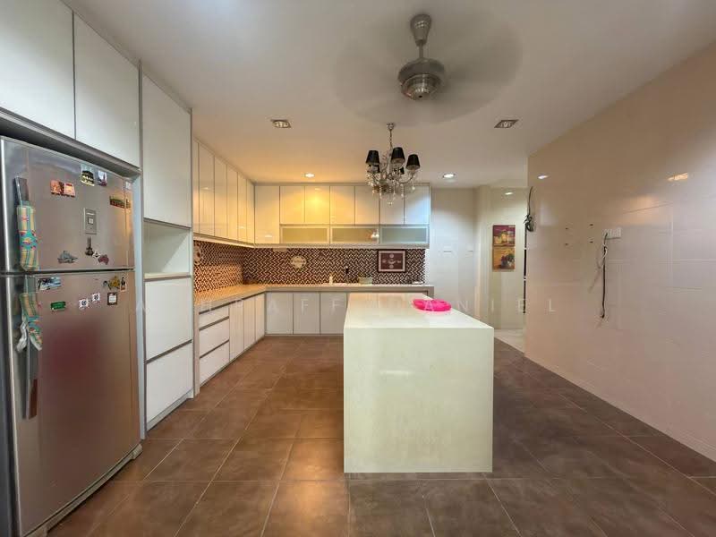 Rumah Berkembar untuk Dijual di Taman Jelok Impian (Kajang) - Ashraff Daniel - Kitchen - PropertyGuru.com.my