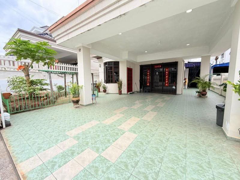 Rumah Berkembar untuk Dijual di Taman Sri Kluang (Kluang) - May Tan - PropertyGuru.com.my