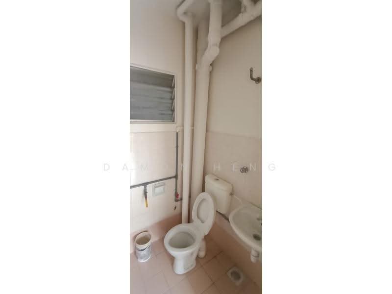 Service Residence for Sale at Suria Kinrara - Damon Heng - Bathroom - PropertyGuru.com.my