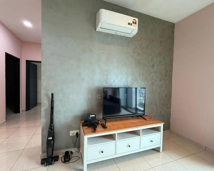 Kediaman Servis untuk Dijual di Sky Breeze Service Apartment - Janice Teo - Living Room - PropertyGuru.com.my