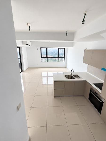 Kediaman Servis untuk Dijual di Residensi Estetik 8 (Est8) - Oscar Pong - Kitchen - PropertyGuru.com.my