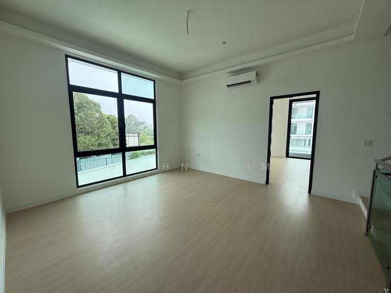 Rumah Berkembar untuk Dijual di Abadi Heights (Puchong) - Daphne Lim - Living Room - PropertyGuru.com.my