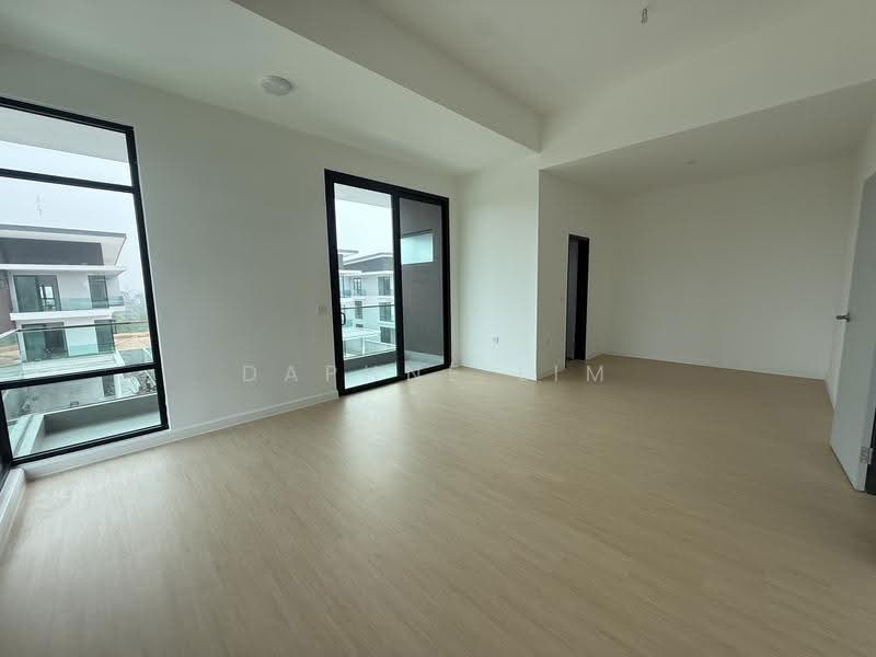 Rumah Berkembar untuk Dijual di Abadi Heights (Puchong) - Daphne Lim - Living Room - PropertyGuru.com.my