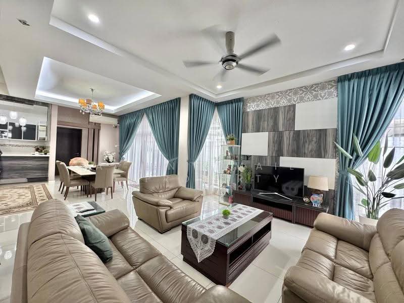 Semi-Detached House for Sale in Taman Impian Emas (Skudai) - Azlan Ismail aiproperty - Living Room - PropertyGuru.com.my