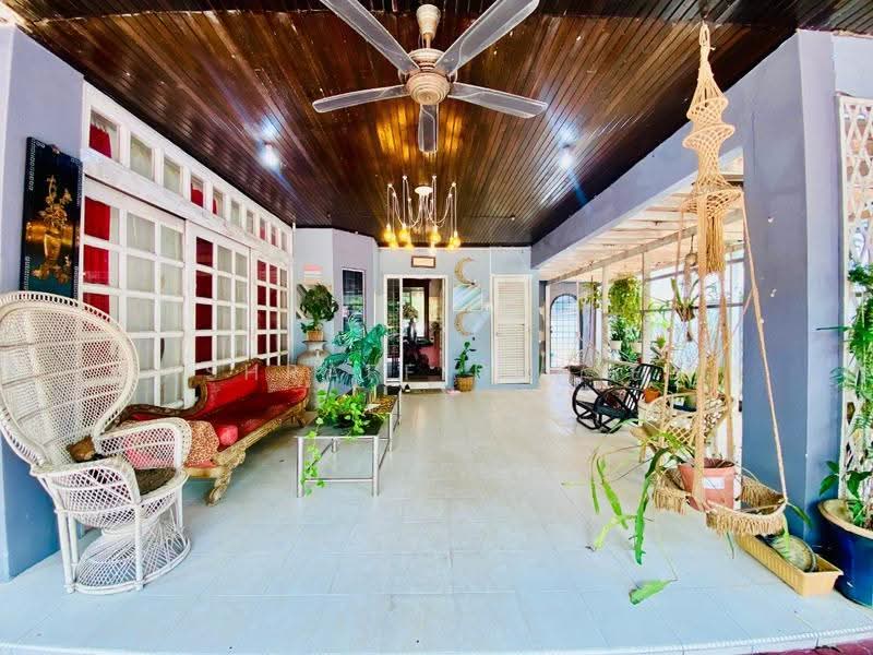 Bungalow House for Sale in Taman Melawati (Ulu Kelang) - Ashraff Daniel - Living Room - PropertyGuru.com.my