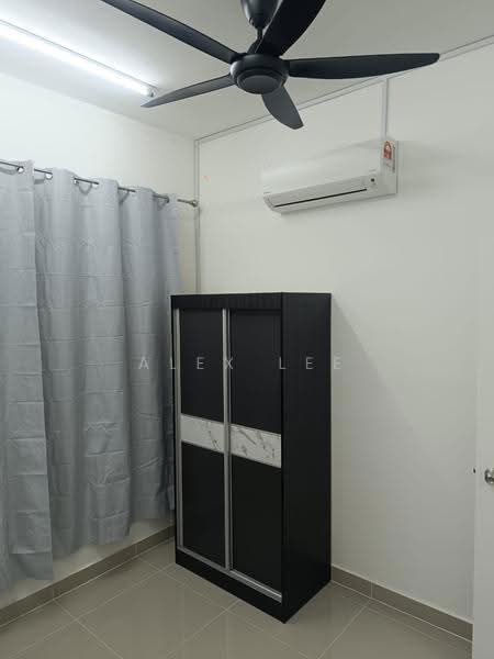 Kediaman Servis untuk Disewa di MKH Boulevard II - Alex Lee - Bedroom - PropertyGuru.com.my