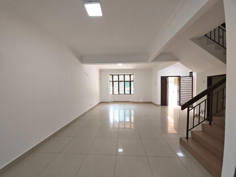Rumah Teres untuk Dijual di TAMAN PUCHONG UTAMA (Puchong) - Ong KK - Interior - PropertyGuru.com.my