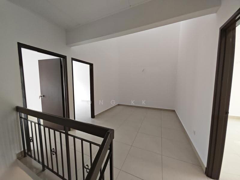 Rumah Teres untuk Dijual di TAMAN PUCHONG UTAMA (Puchong) - Ong KK - Interior - PropertyGuru.com.my
