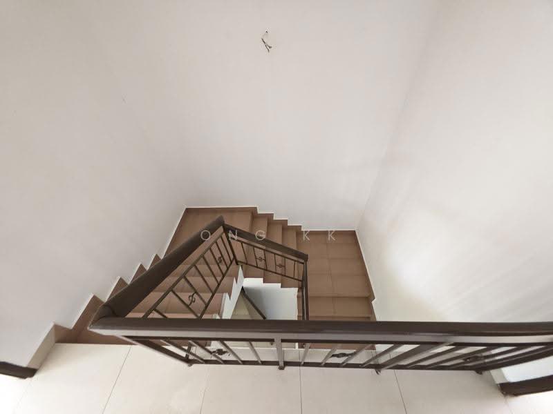 Rumah Teres untuk Dijual di TAMAN PUCHONG UTAMA (Puchong) - Ong KK - PropertyGuru.com.my