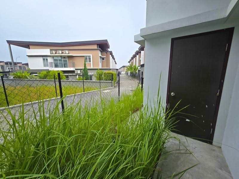 Rumah Teres 2-Tingkat untuk Dijual di Serene Heights (Semenyih) - Muhammad Shahrul Ridhwan Mehamad Nasir - Exterior - PropertyGuru.com.my