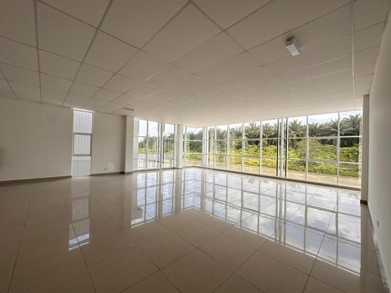 Semi-D Factory for Sale in Taman Desa Cemerlang (Ulu Tiram) - Belle Choy - Interior - PropertyGuru.com.my