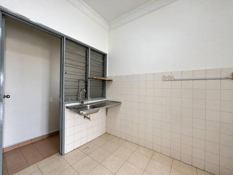 Apartment for Sale at Pangsapuri Merak - Asliza Md Asrar - Kitchen - PropertyGuru.com.my