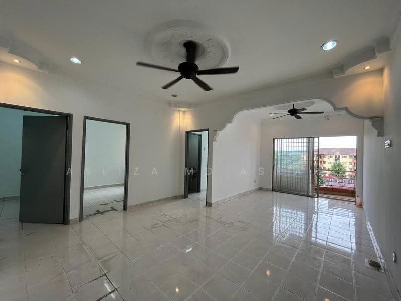 Apartment for Sale at Pangsapuri Merak - Asliza Md Asrar - Living Room - PropertyGuru.com.my