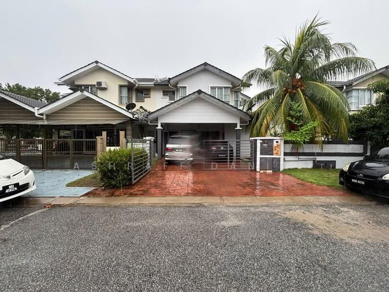 Rumah Berkembar untuk Dijual di Taman Desa Alam (Shah Alam) - Ashraff Daniel - Exterior - PropertyGuru.com.my