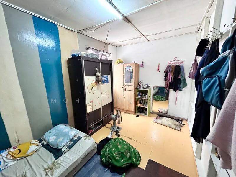 Rumah Teres 2-Tingkat untuk Dijual di Seksyen 18 (Shah Alam) - Mohd Adryzam - Bedroom - PropertyGuru.com.my