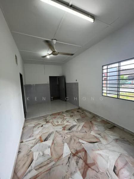 1-storey Terraced House for Sale in Taman Bukit Mewah (Kajang) - Kent Chong - Interior - PropertyGuru.com.my