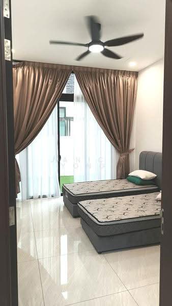 Rumah Banglo untuk Disewa di Iskandar Puteri (Nusajaya) (Johor) - Janice Yong - Bedroom - PropertyGuru.com.my