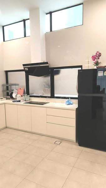 Rumah Banglo untuk Disewa di Iskandar Puteri (Nusajaya) (Johor) - Janice Yong - Kitchen - PropertyGuru.com.my