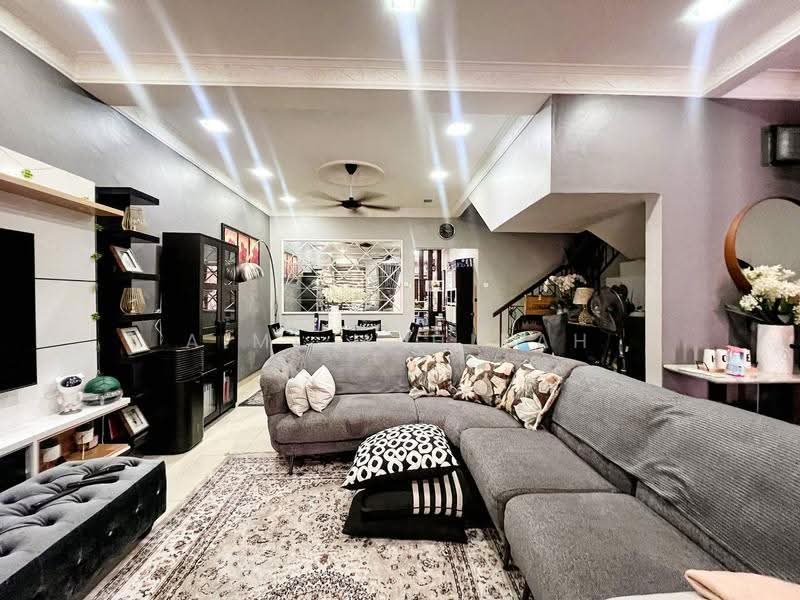 2-storey Terraced House for Sale in Taman Puncak Saujana (Kajang) - Aimi Mahirah - Living Room - PropertyGuru.com.my