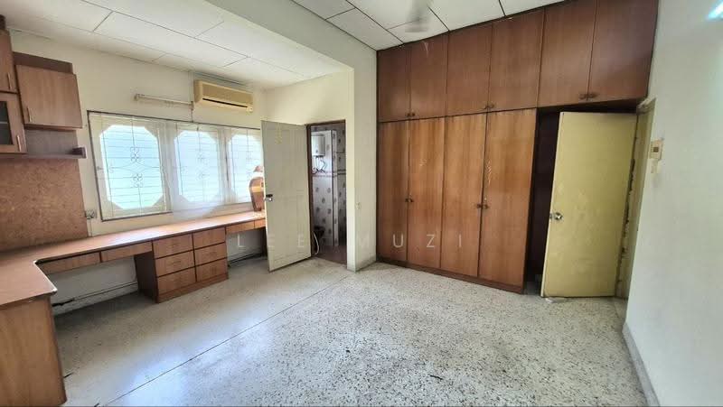 Rumah Banglo untuk Dijual di Taman Lim (Ipoh) - Lee Muzi - Study - PropertyGuru.com.my