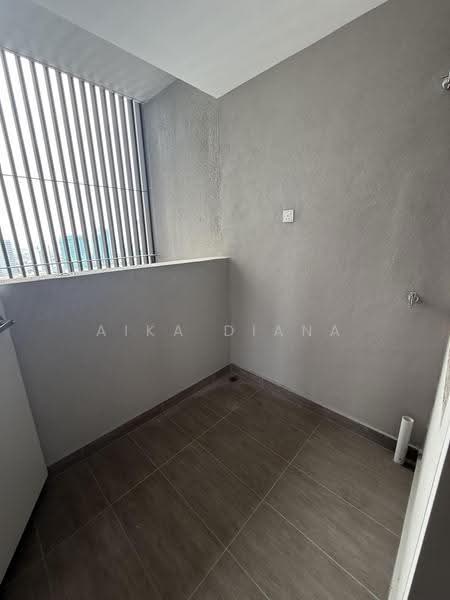 Service Residence for Sale at The Pulse Residence - Aika Diana - Balcony - PropertyGuru.com.my