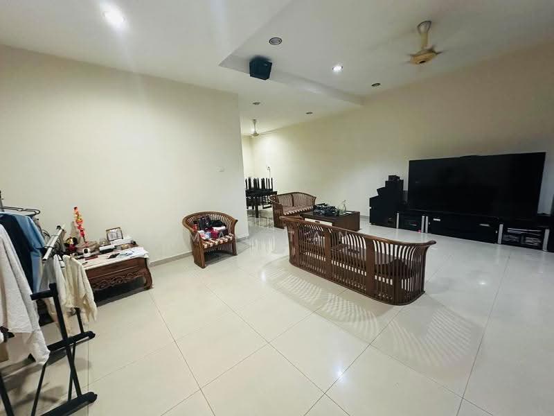 Rumah Teres 2-Tingkat untuk Dijual di Taman Pelangi (Kluang) - May Tan - PropertyGuru.com.my
