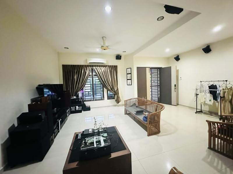 Rumah Teres 2-Tingkat untuk Dijual di Taman Pelangi (Kluang) - May Tan - PropertyGuru.com.my