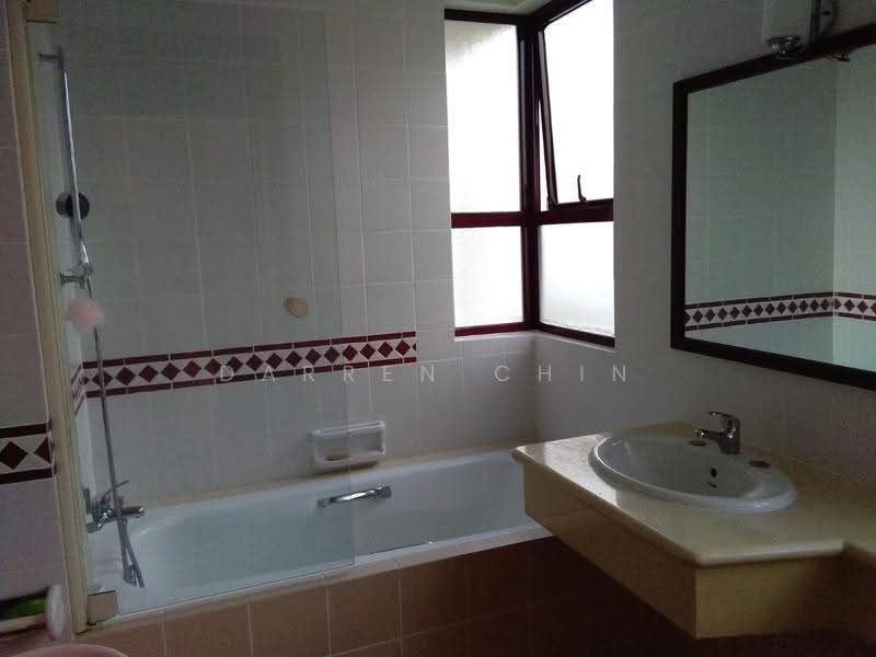 Kondominium untuk Dijual di Sri Penaga - Darren Chin - Bathroom - PropertyGuru.com.my