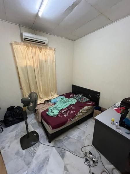 Rumah Banglo untuk Dijual di Taman Tasik Semenyih (Semenyih) - Kent Chong - Bedroom - PropertyGuru.com.my
