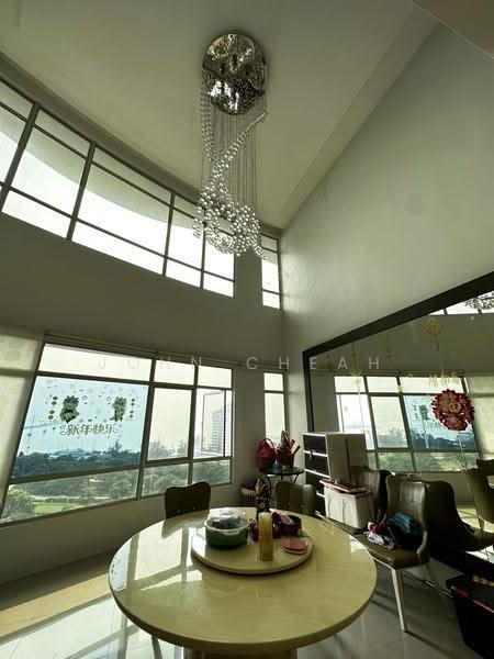 Kondominium untuk Dijual di The View Condominium - John Cheah - Dining Room - PropertyGuru.com.my