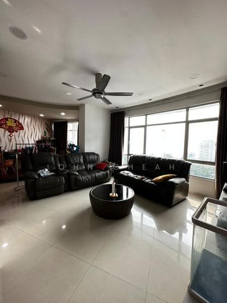 Kondominium untuk Dijual di The View Condominium - John Cheah - Living Room - PropertyGuru.com.my