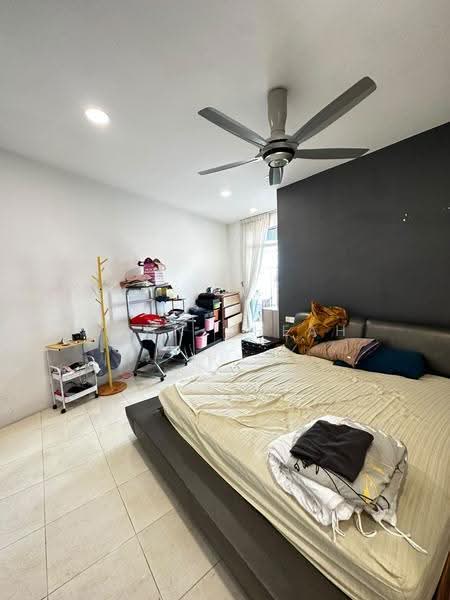Kondominium untuk Dijual di The View Condominium - John Cheah - Bedroom - PropertyGuru.com.my