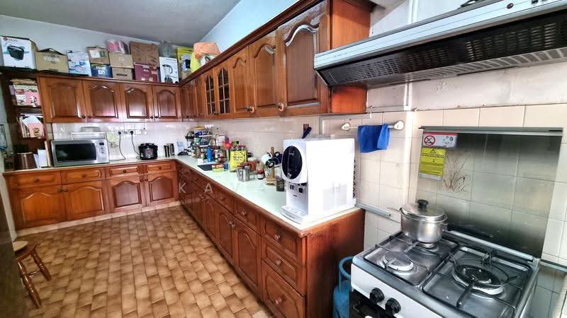 Rumah Teres 2-Tingkat untuk Dijual di Taman Overseas Union (Taman Oug) (Jalan Klang Lama (Old Klang Road)) - Kavan Ho - Kitchen - PropertyGuru.com.my