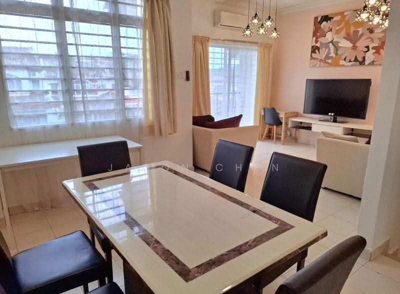 2-storey Terraced House for Rent in Bandar Putra Permai (Seri Kembangan) - Jason Chen - Dining Room - PropertyGuru.com.my