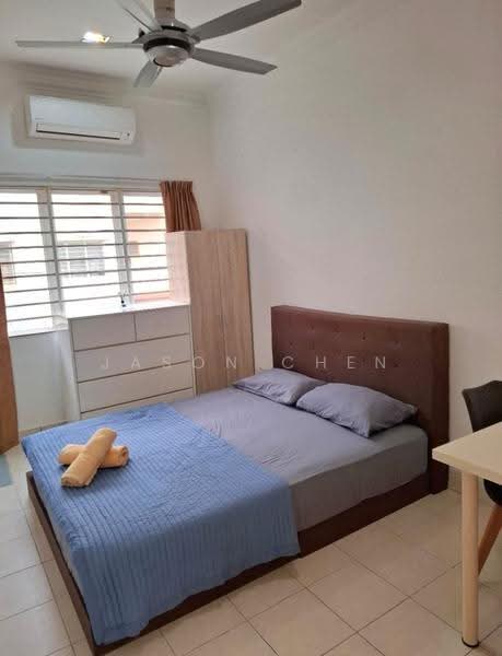 2-storey Terraced House for Rent in Bandar Putra Permai (Seri Kembangan) - Jason Chen - Bedroom - PropertyGuru.com.my