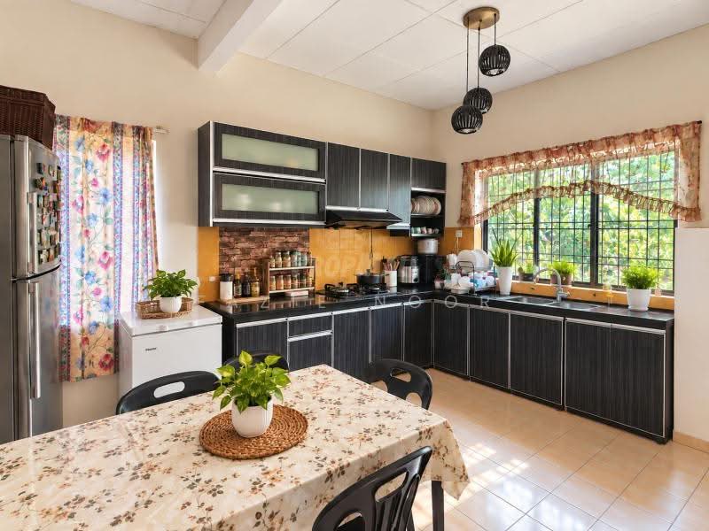 Rumah Banglo untuk Dijual di Bukit Beruntung (Selangor) - Fazie Noor - Kitchen - PropertyGuru.com.my