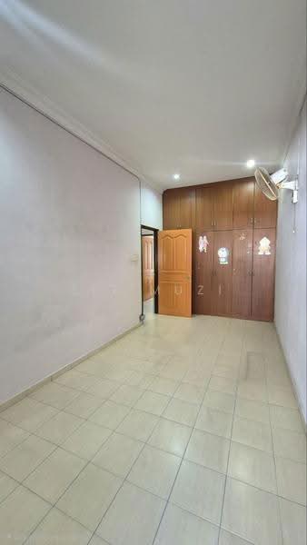 2-storey Terraced House for Sale in Ipoh Garden (Ipoh) - Lee Muzi - Bedroom - PropertyGuru.com.my
