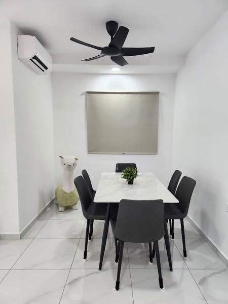 Kediaman Servis untuk Disewa di Sinaran @ Utropolis - Kelvin Tan - Dining Room - PropertyGuru.com.my