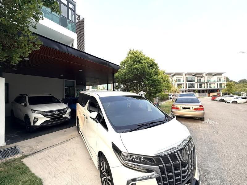 2.5-storey Terraced House for Sale in Nusaputra Timur (Puchong) - Muizz Razak - PropertyGuru.com.my