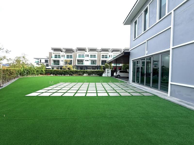 2.5-storey Terraced House for Sale in Nusaputra Timur (Puchong) - Muizz Razak - PropertyGuru.com.my