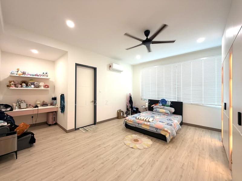 2.5-storey Terraced House for Sale in Nusaputra Timur (Puchong) - Muizz Razak - PropertyGuru.com.my