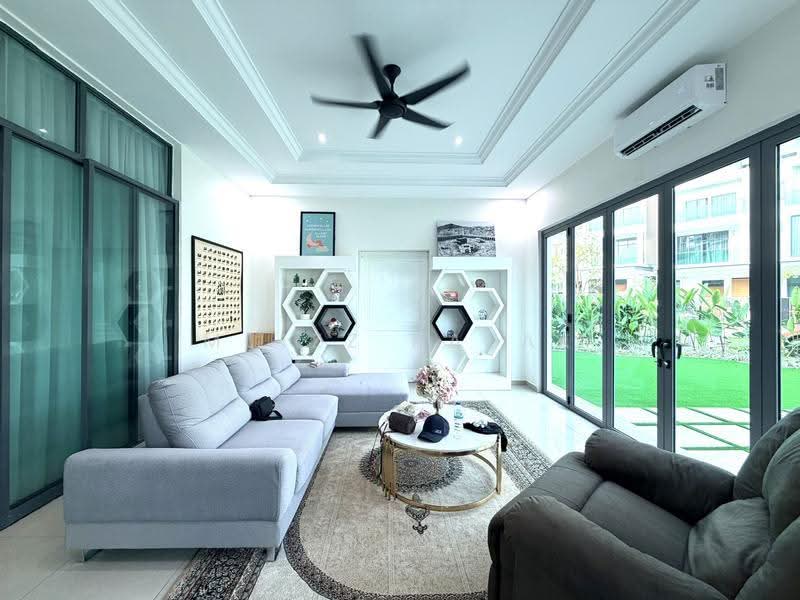 2.5-storey Terraced House for Sale in Nusaputra Timur (Puchong) - Muizz Razak - PropertyGuru.com.my